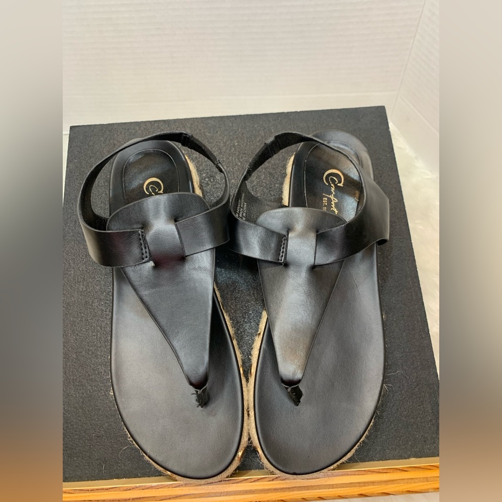 C Comfort EST 1946 Women’s T Strap Sling Back Black sandals. Sz 8